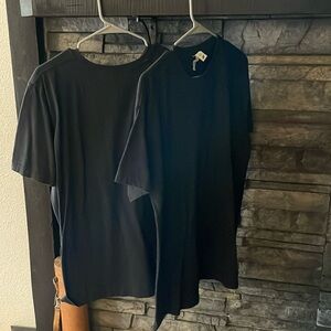 Two grey men’s tshirts xl- L